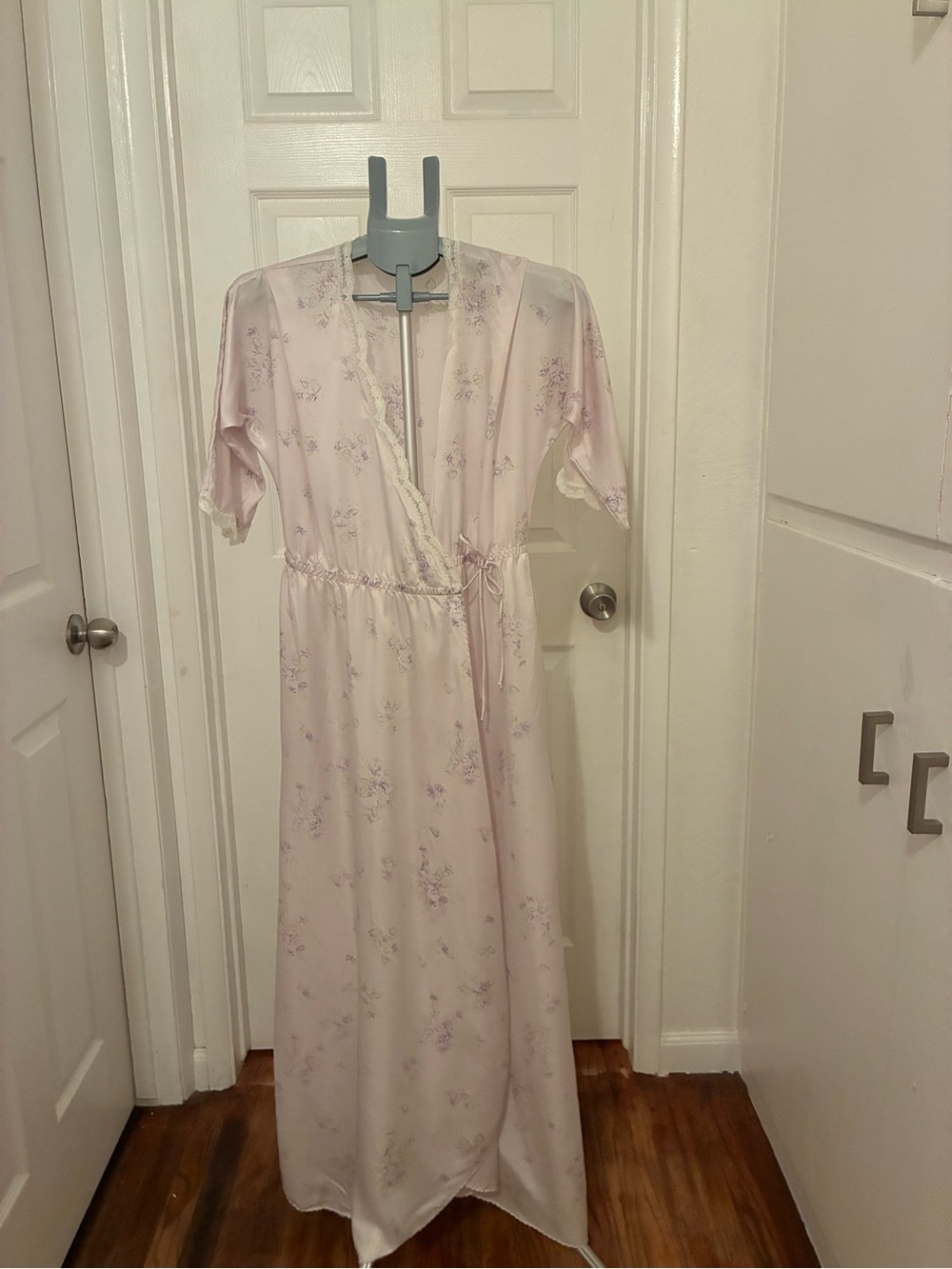 Vintage 80s Christian Dior Lingerie Floral Satin Wrap Robe Lace